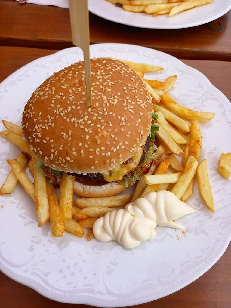 Menu_Hafencafé Marinapark_Walchum_image_5