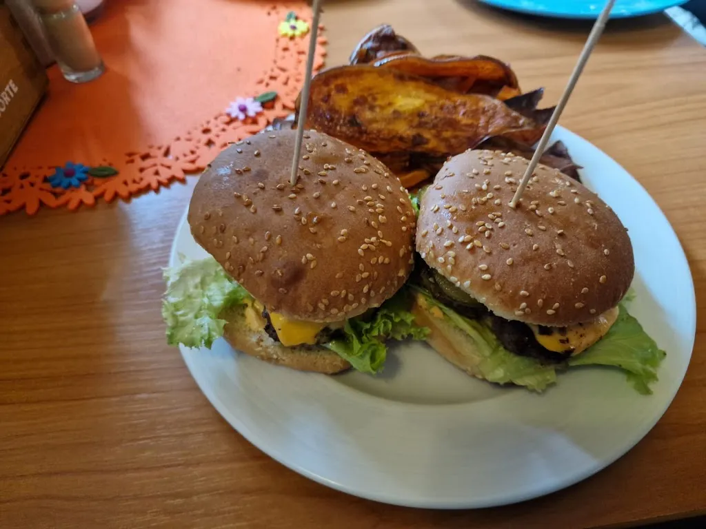 Jana Erfurt_Am Kloster Eck_Walkenried_review