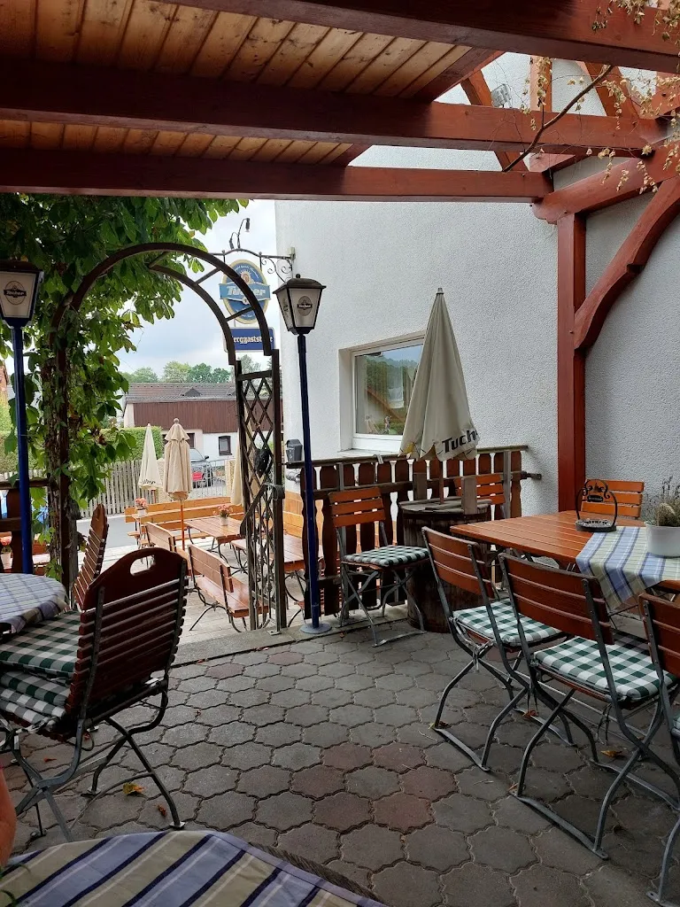 Berggaststätte restaurant in Feilitzsch