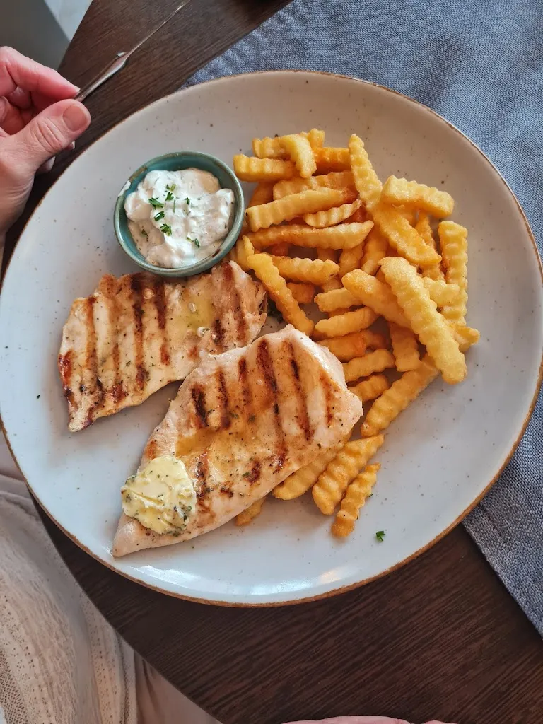 Restaurant Side_Varel_slider_image_3