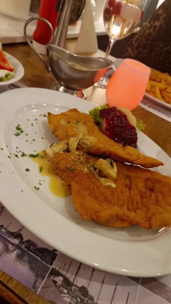 Restaurant HAFENBLICK_Varel_slider_image_2