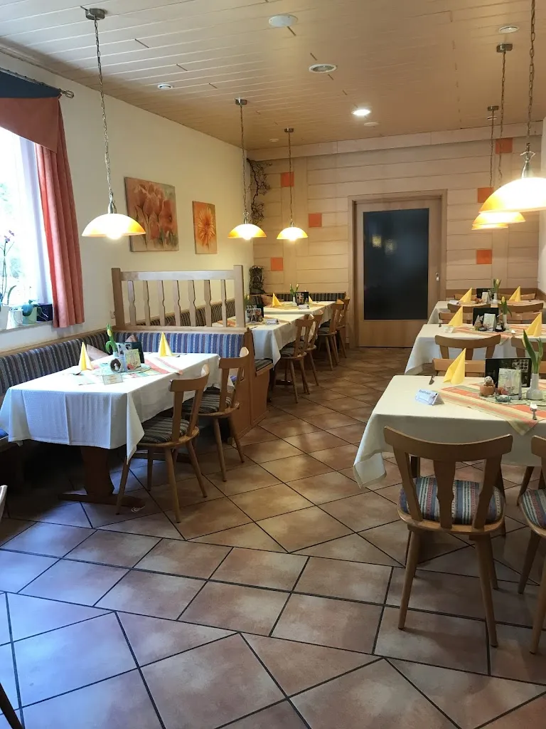 ZV Feilitzsch Gaststätte Turnhalle_Feilitzsch_slider_image_2