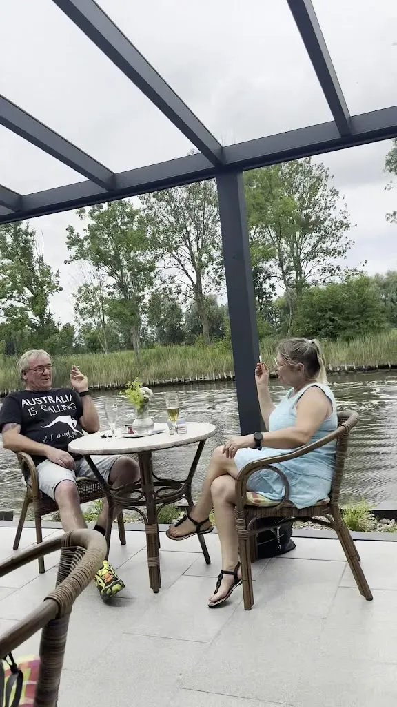 Ralf Burgdorf_Hafen Schnecke_Varel_review