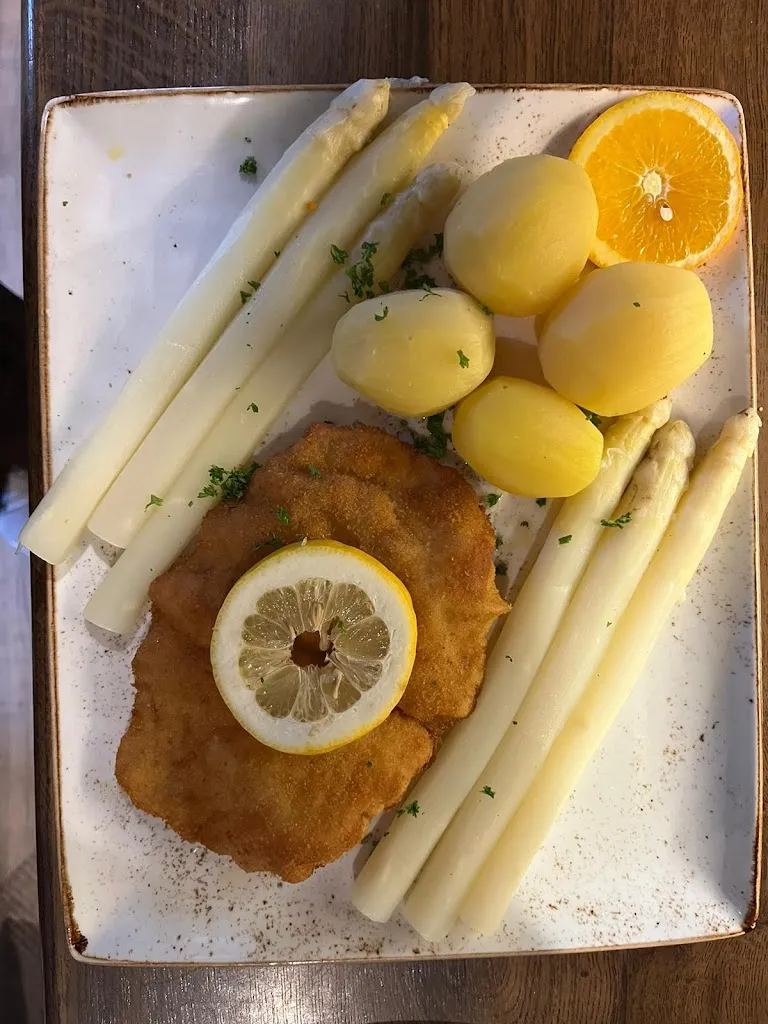 Opatija_Varel_slider_image_2