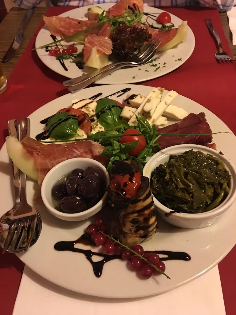 Rebecca Bissette_Trattoria & Pizzeria Toscano Altenriet_Altenriet_review