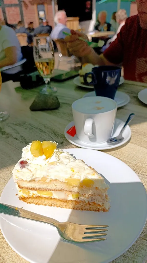 Lena Marie Hahn_Bauerncafe BrinkOrt_Warmsen_review