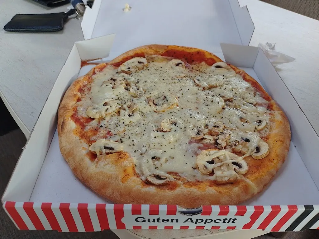 Pizzeria Pinocchio_Wardenburg_slider_image_3