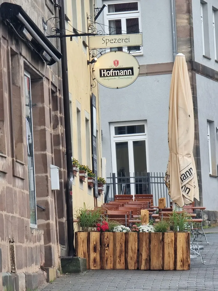 Leonard Bauer_Spezerei_Erlangen_review