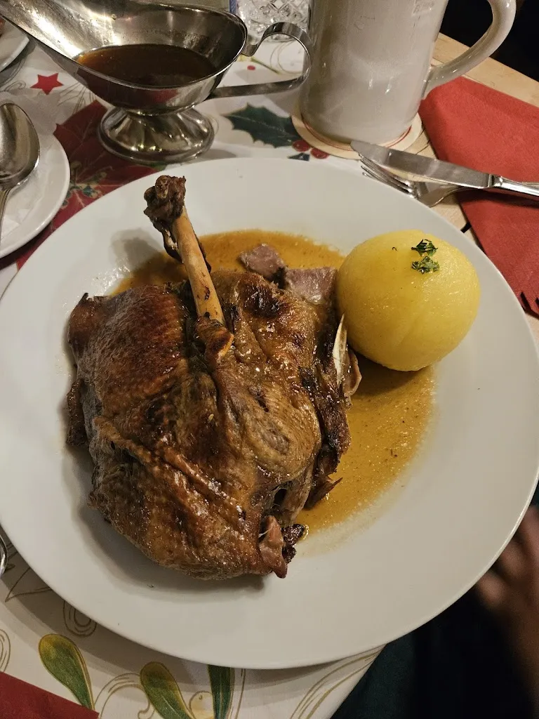 chyntia tan_Spezerei_Erlangen_review