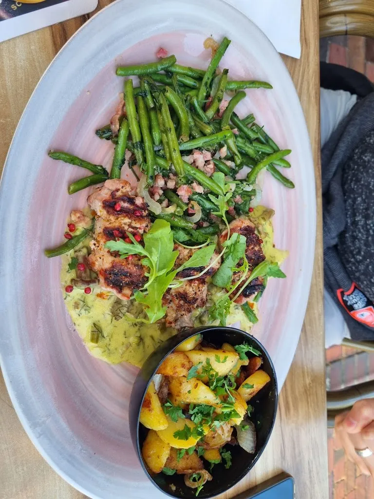 Michaela Dahmen_Der Pirat_Wangerooge_review