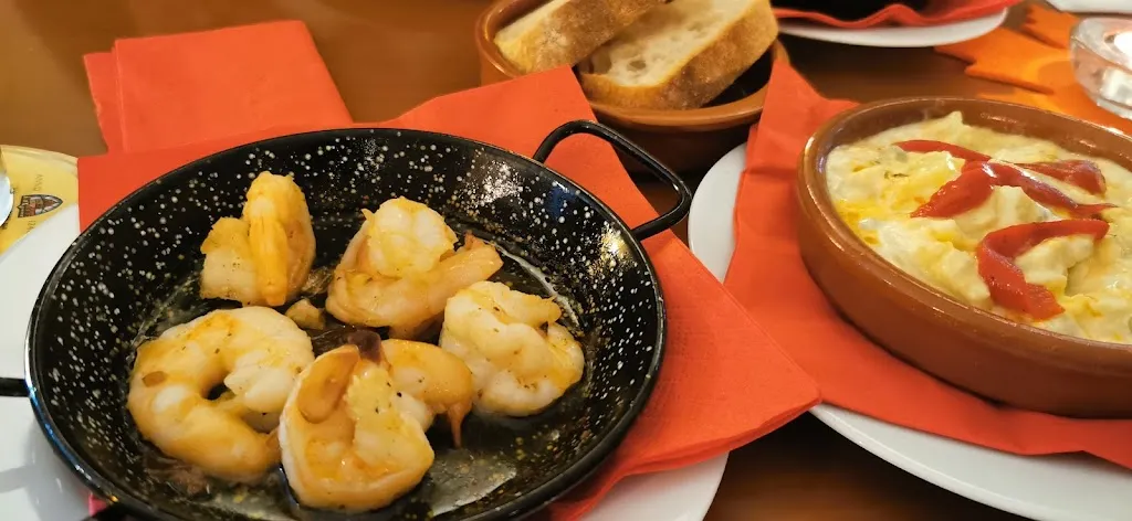 Arco Tapas Bar_Weener_slider_image_2