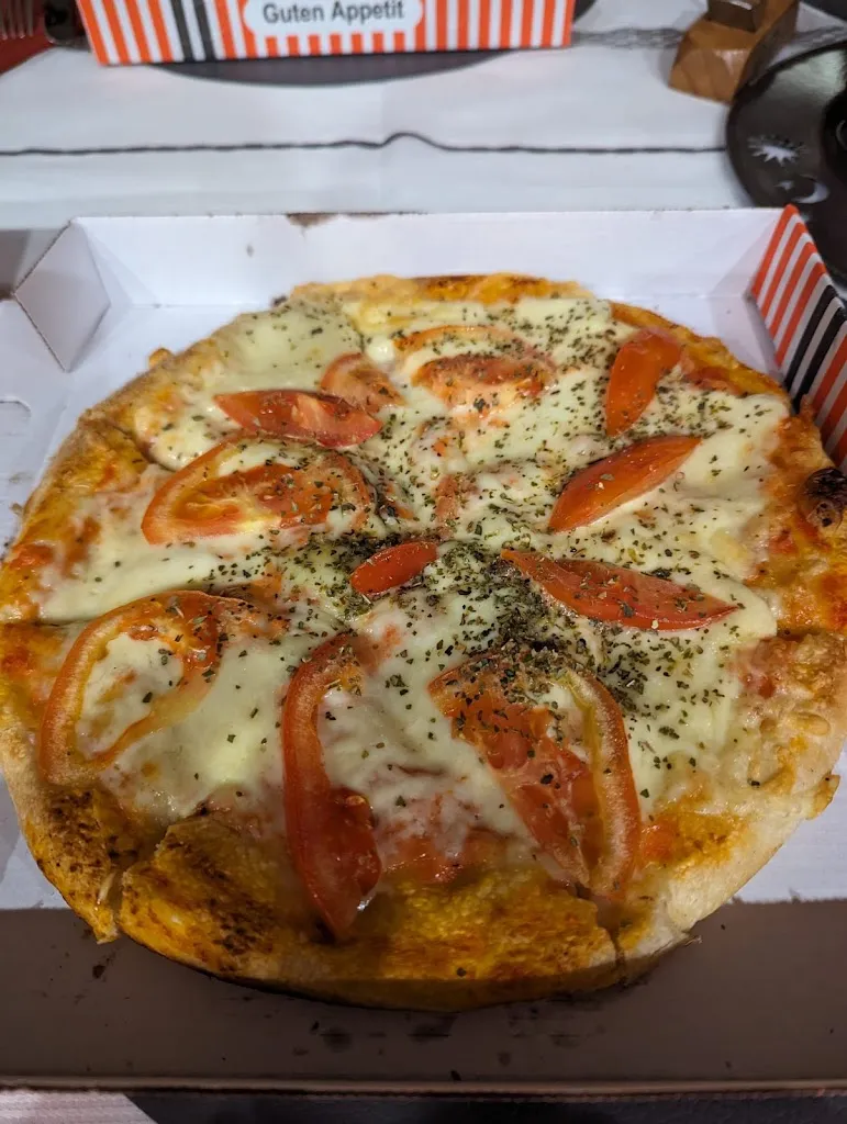 Menu_Aloms Pizzeria_Weener_image_8