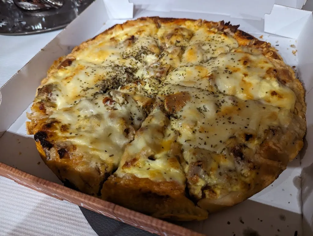 Aloms Pizzeria_Weener_slider_image_2