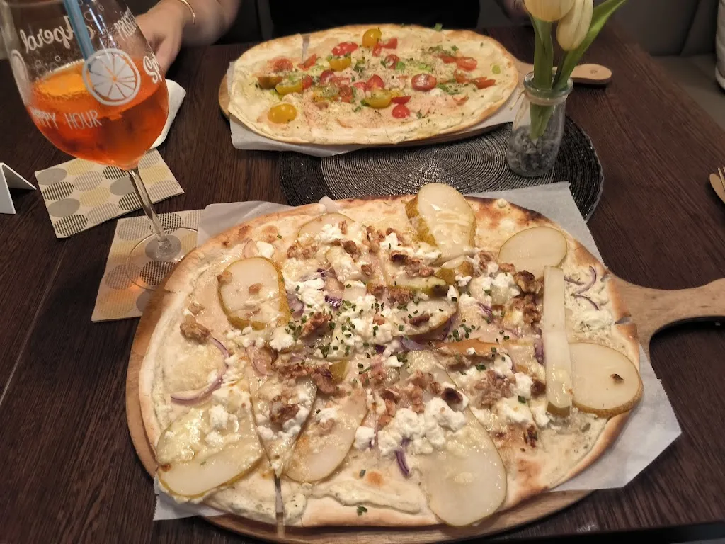 Sarah Bahlmann_Flammerie Wetschen * Wein * Bar/ista_Wetschen_review