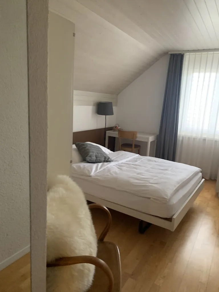 Evelyne De Suiza_Bären Madiswil_Madiswil_review