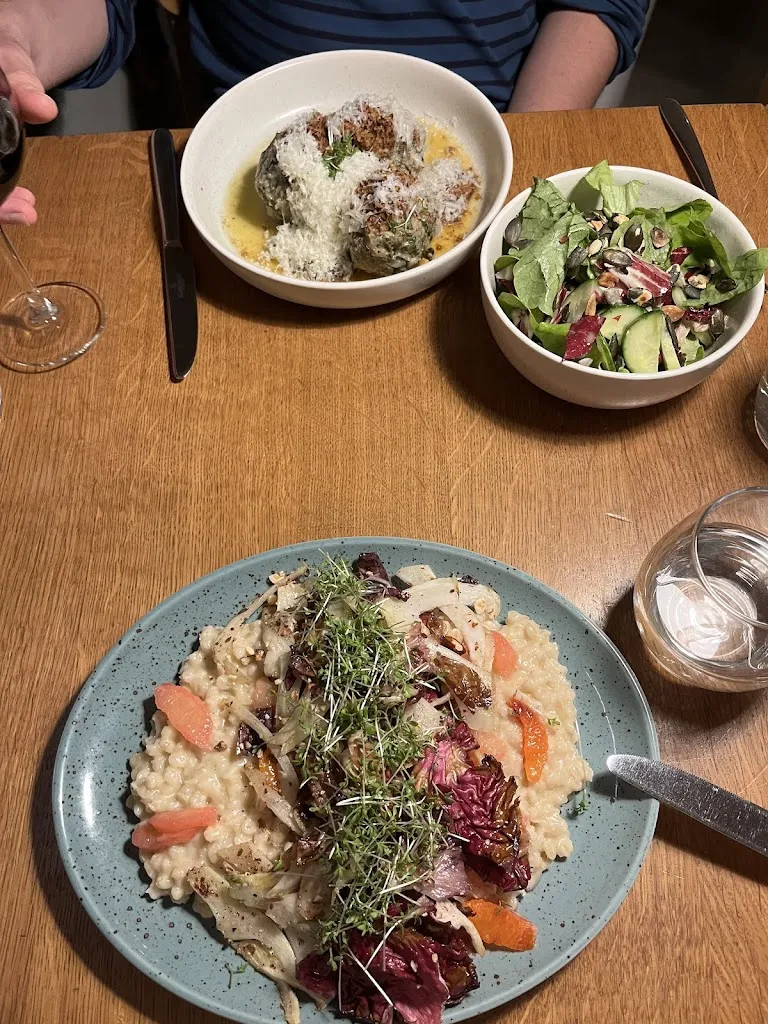 N T_Gretchens | Bio-Restaurant + Café_Weimar_review