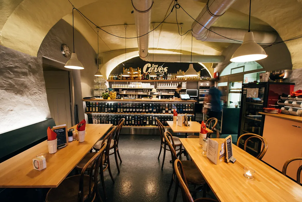 Les Caves_Biel_slider_image_1