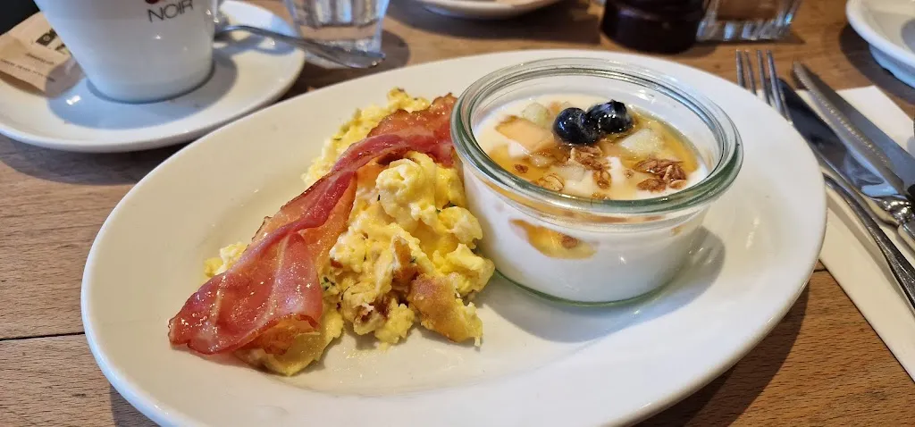 Franzos Coffee Shop_Zürich_slider_image_3