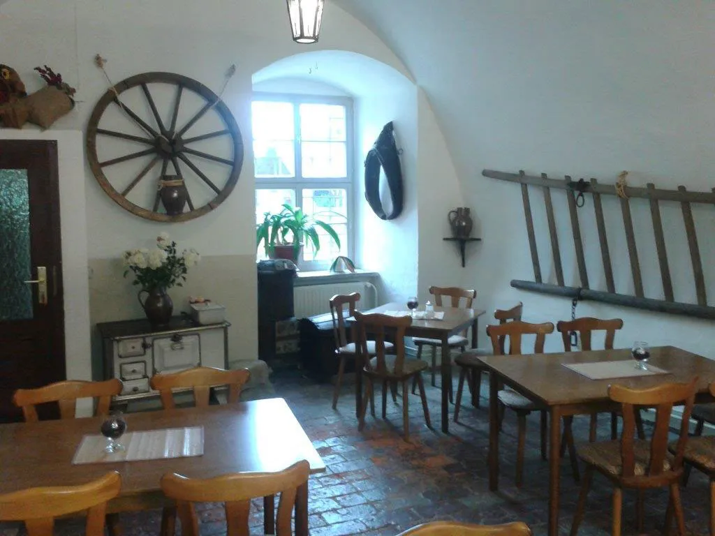 Wirtschaft zur Osterburg restaurant in Weida