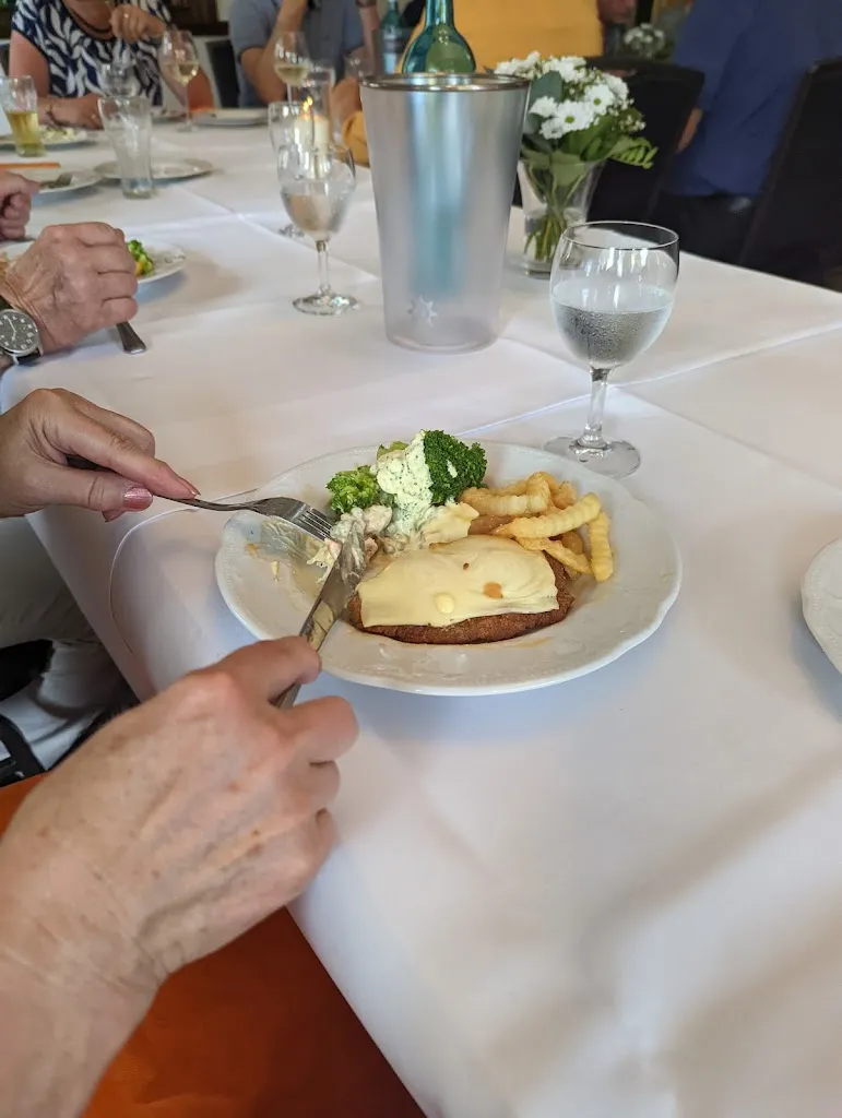 Florian Triphaus_Gaststätte Zum Goldenen Anker_Wiesmoor_review