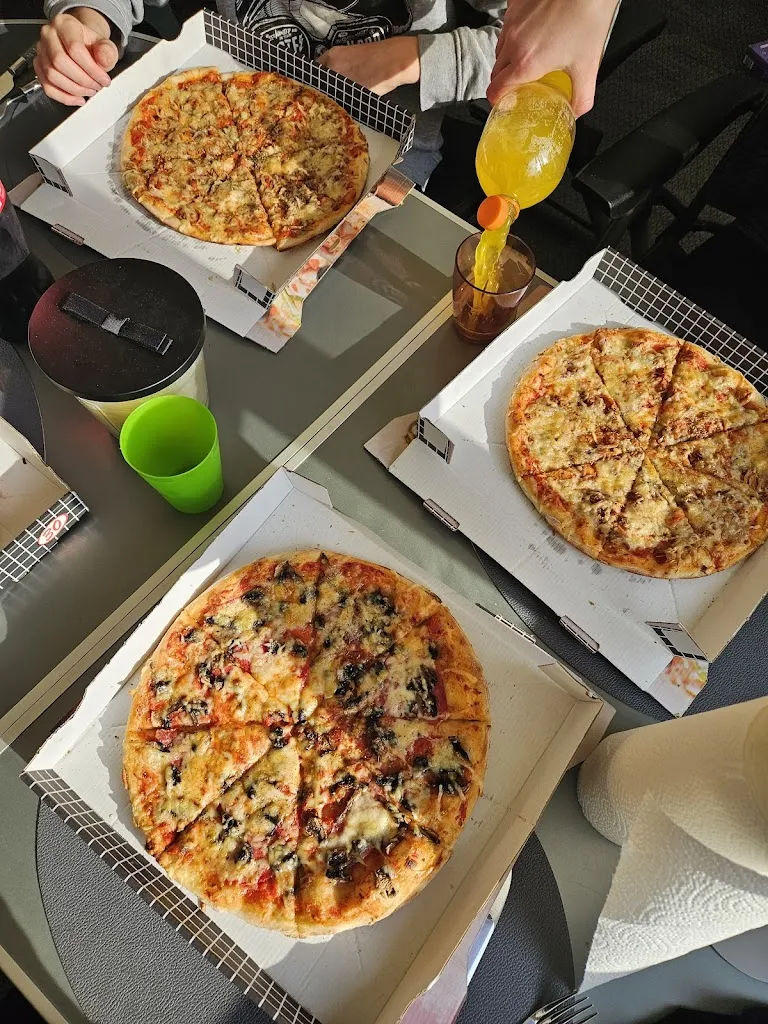 Pizzeria Roma Wietze_Wietze_slider_image_2