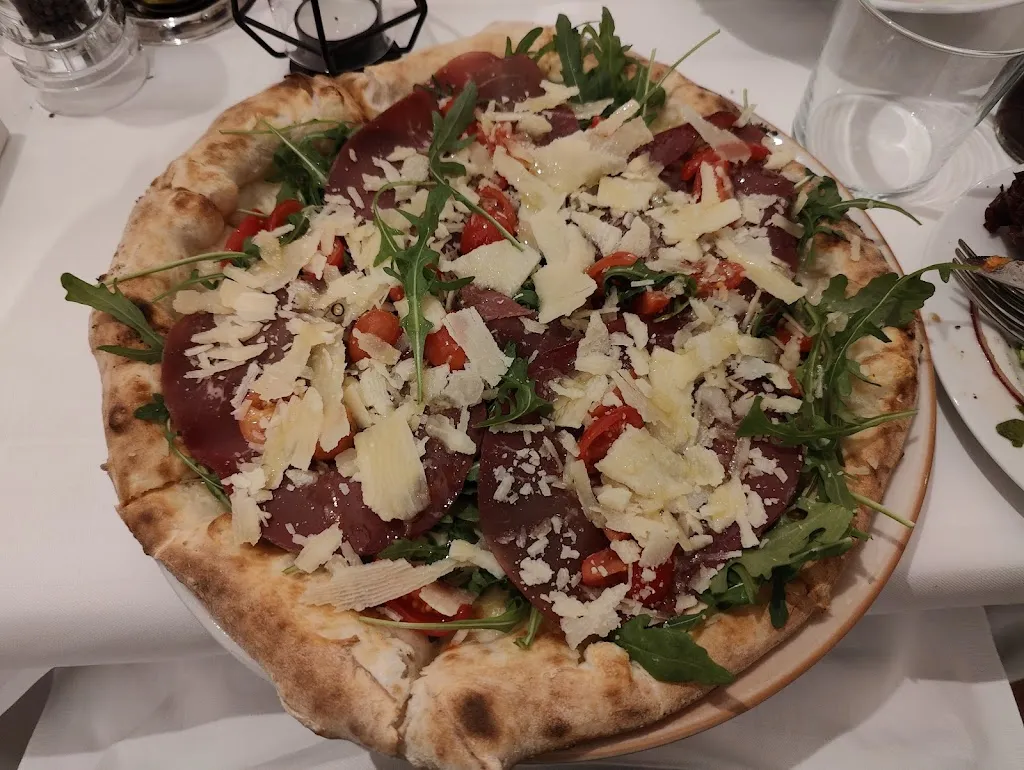 Mustan B_Trattoria Da Pietro_Neckar_review