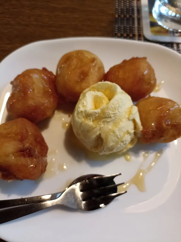 Tineke Pama Uithof_Treffpunkt Zur Schwalbe_Wingst_review