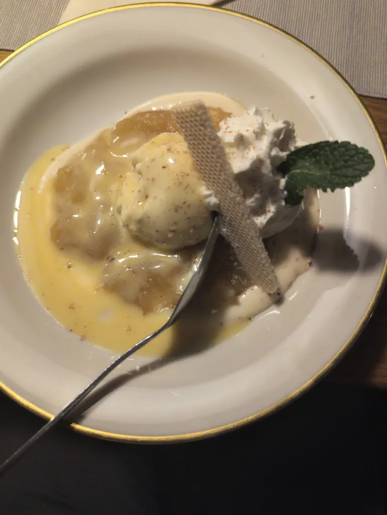 Jonathan_Bremers Bauerndiele_Wiefelstede_review