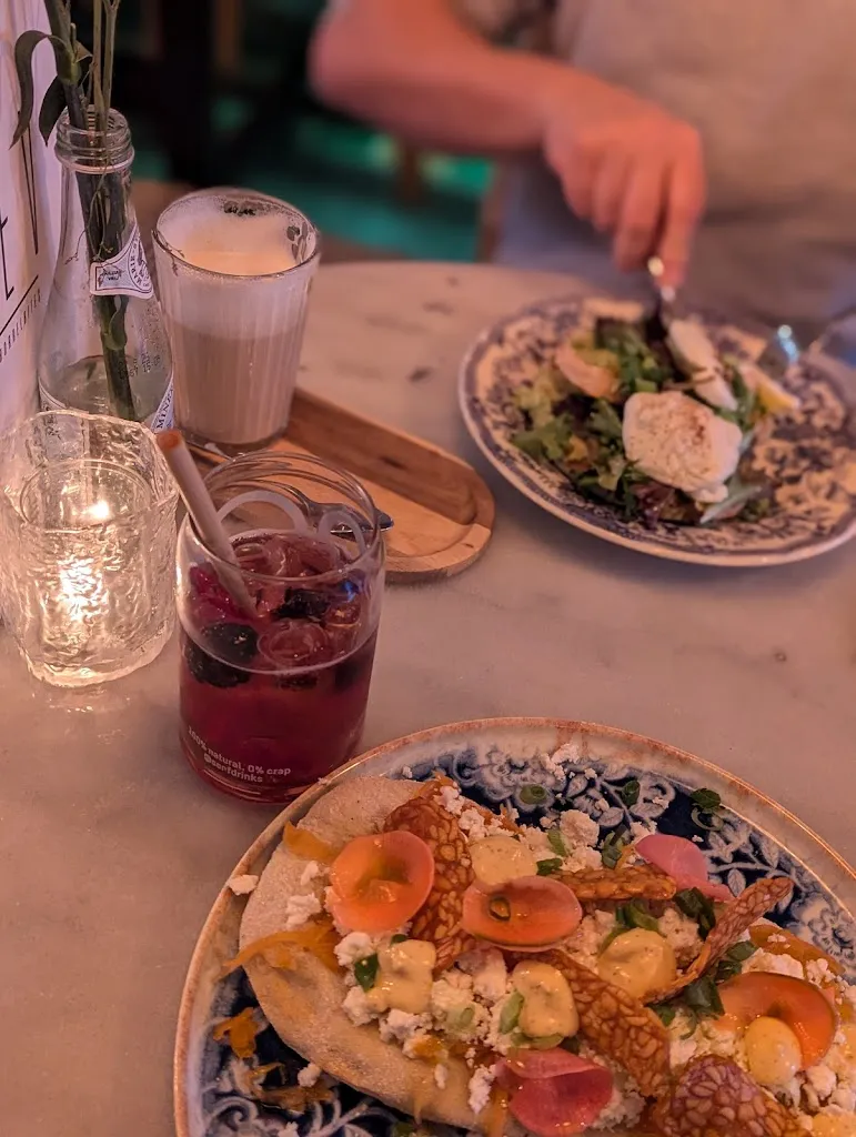 C. S._Loev Workum_Netherlands_review