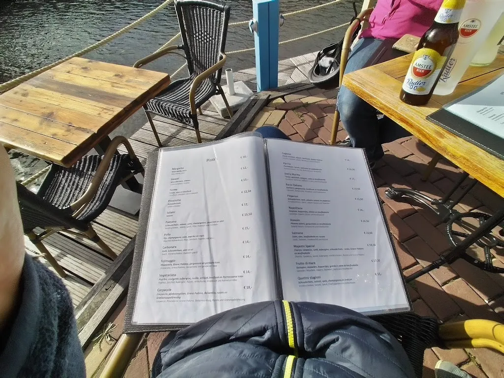Menu_Majestic restaurant en pizzeria_Netherlands_image_1