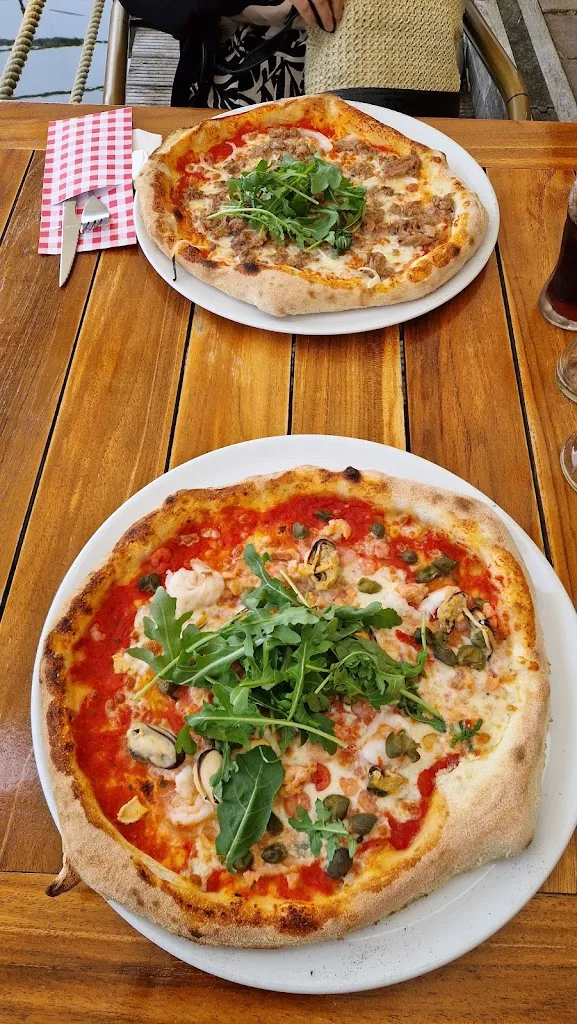 Menu_Majestic restaurant en pizzeria_Netherlands_image_7