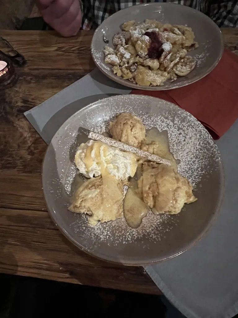 K8KDC_Weinkeller Einhorn_Neckar_review