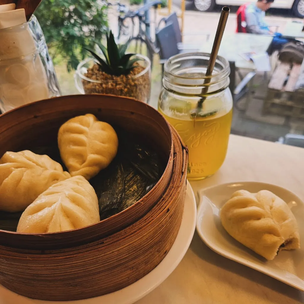 Rachael Shores_Mei_Erlangen_review