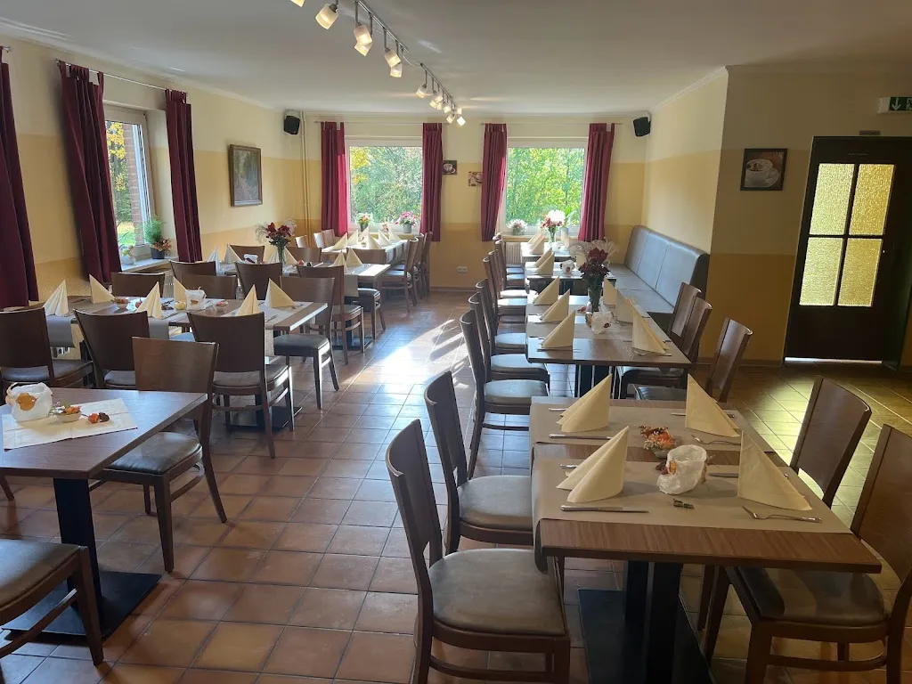 Café und Restaurant Zur Esterholzer Schleuse ristorante a Wrestedt