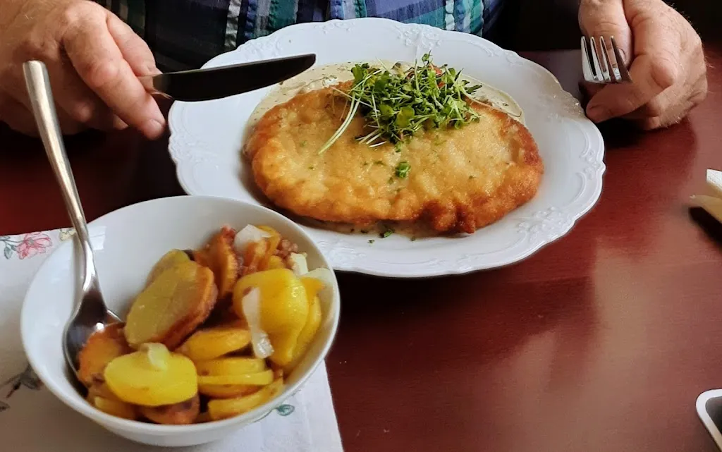 Restaurant Der Kamin_Zernien_slider_image_1