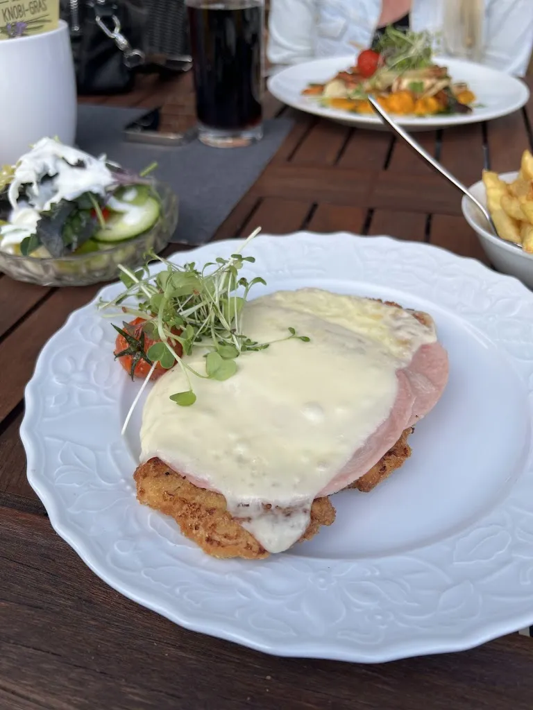 Restaurant Der Kamin_Zernien_slider_image_2