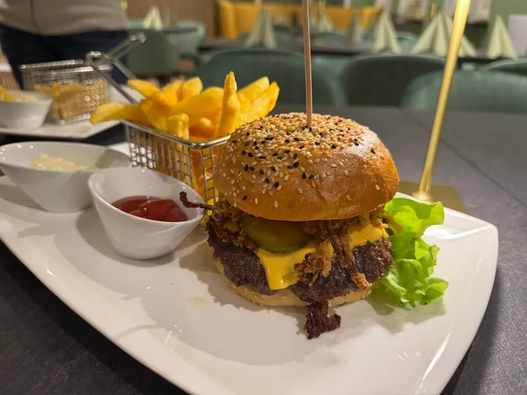 De Bröörs Restaurant & Bar_Zetel_slider_image_3