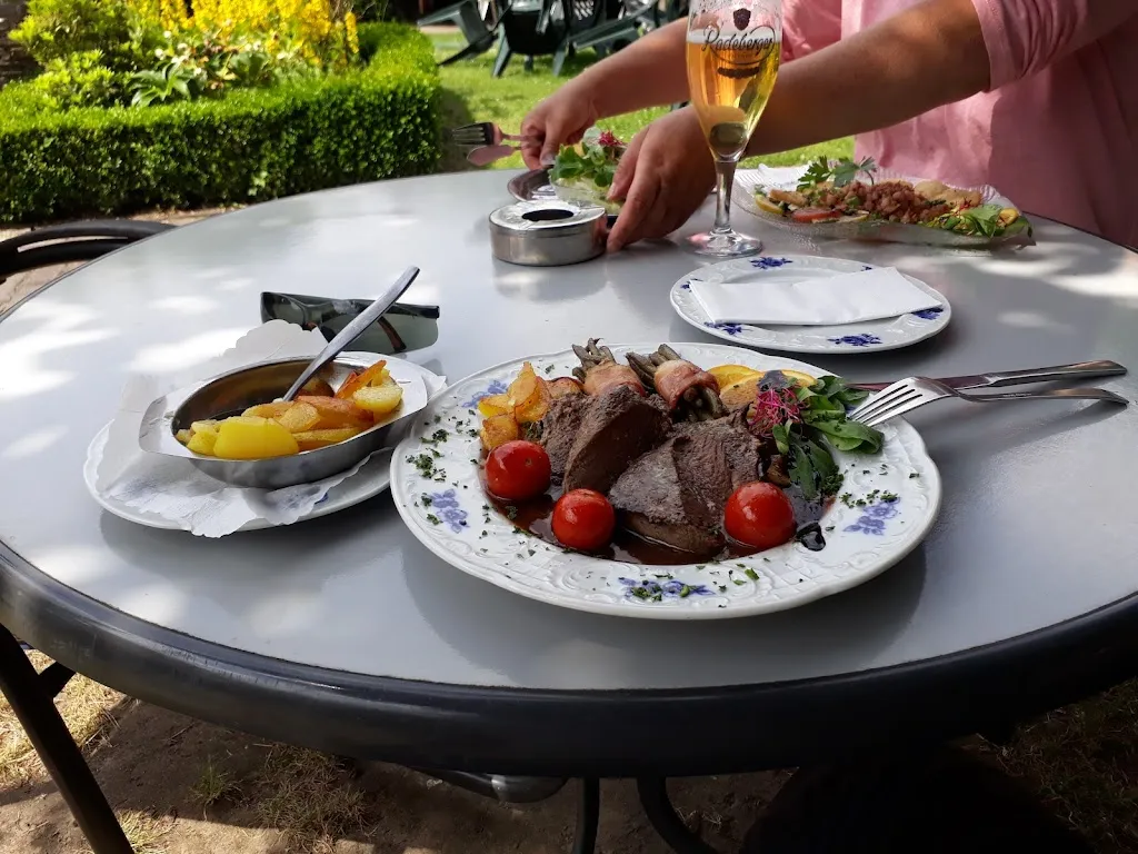 Restaurant Urwaldhof_Zetel_slider_image_2