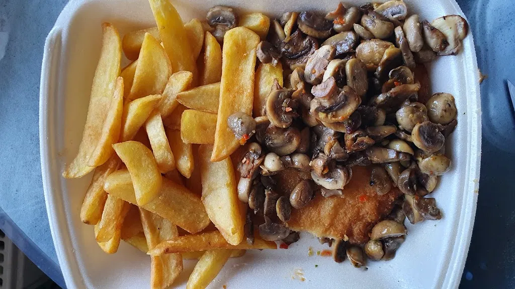 Menu_Gut Essen & Trinken Pizzeria und Grillspezialitäten am Schloss \ neuenburger Pizzaria_Zetel_immagine_9