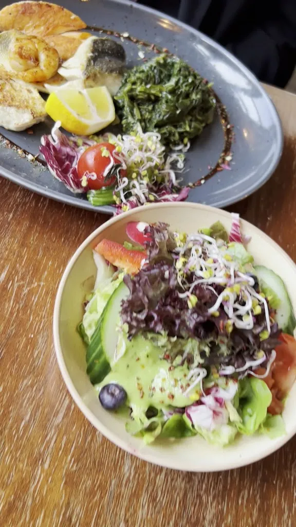 Borwin - Hafenrestaurant_Rostock_slider_image_2