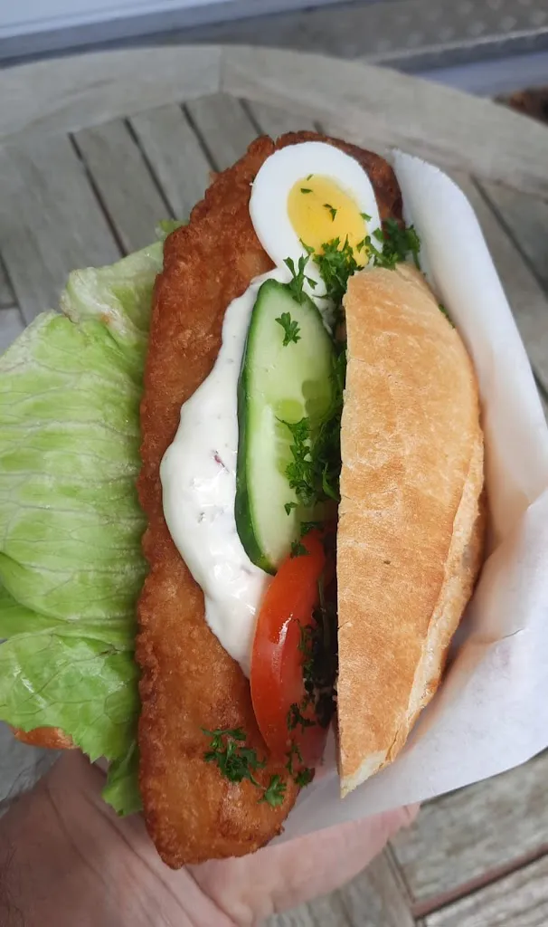 Menu_Fisch Brötchen Imbiss Steinbach_Wustrow_image_1