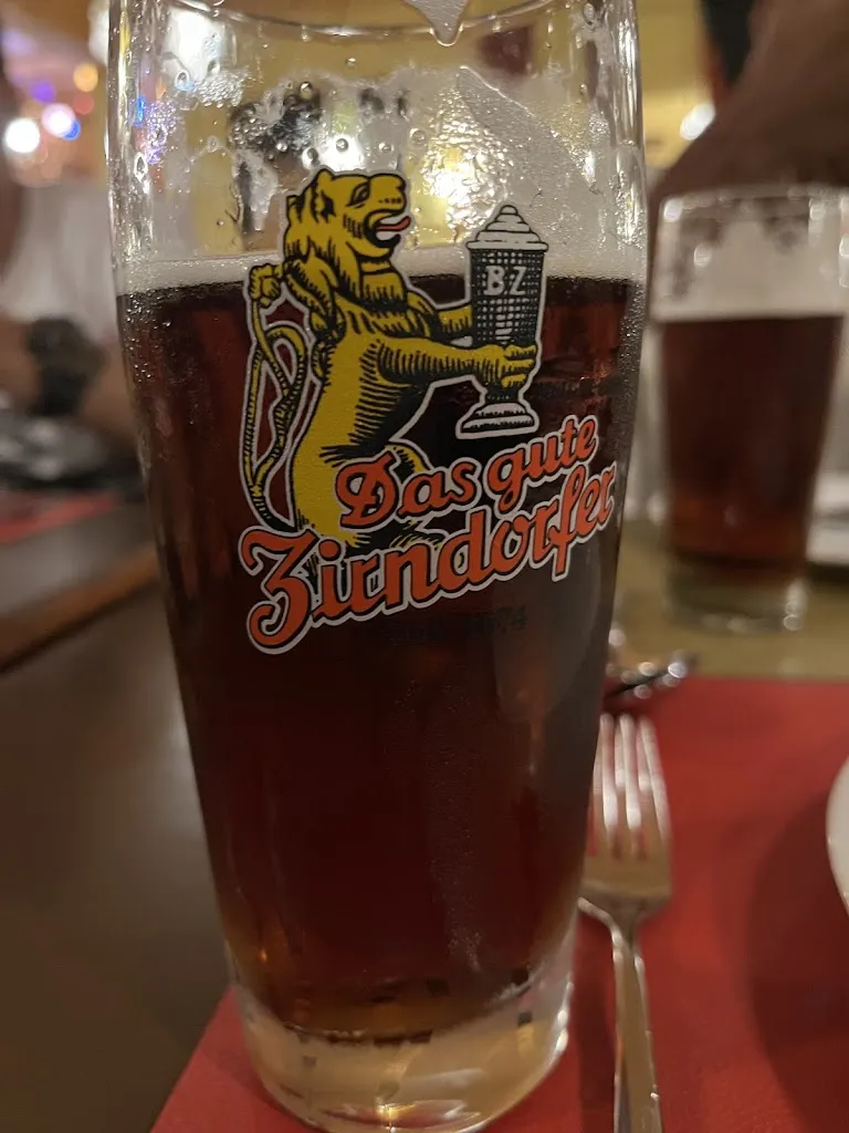 Nikhil Kevin Jones_Boliwood_Erlangen_review