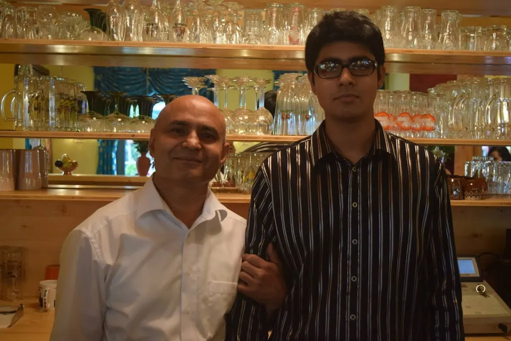 Vijaykumar TC_Boliwood_Erlangen_review