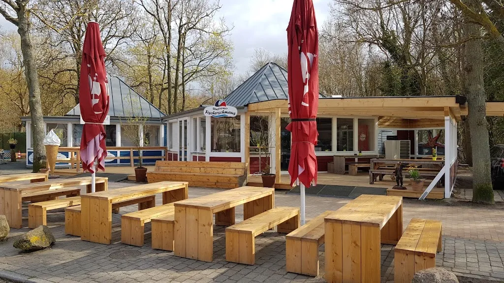 Wustrower Fischerschmaus restaurant in Wustrow