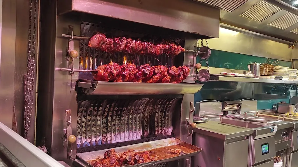 Schweine Janes Altstadt_Düsseldorf_slider_image_2