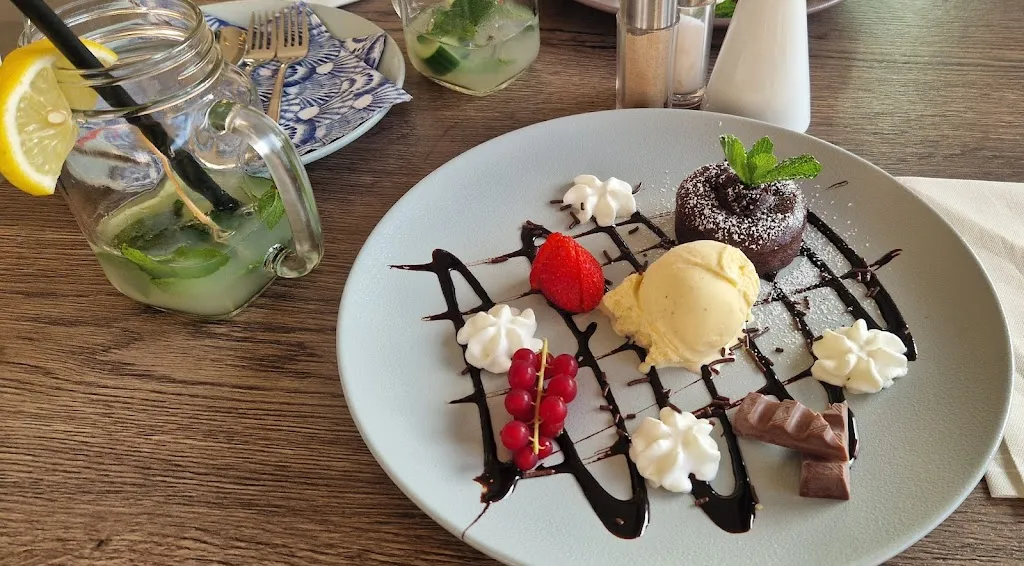 Waterkant Kitchen_Börgerende-Rethwisch_slider_image_3