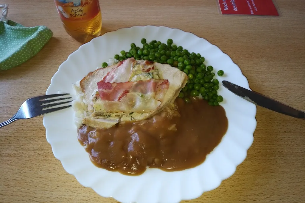 Menu_BISTRO & HOSTEL im 