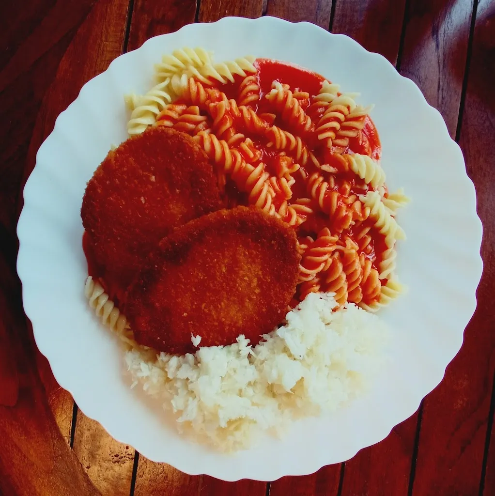 Menu_BISTRO & HOSTEL im 