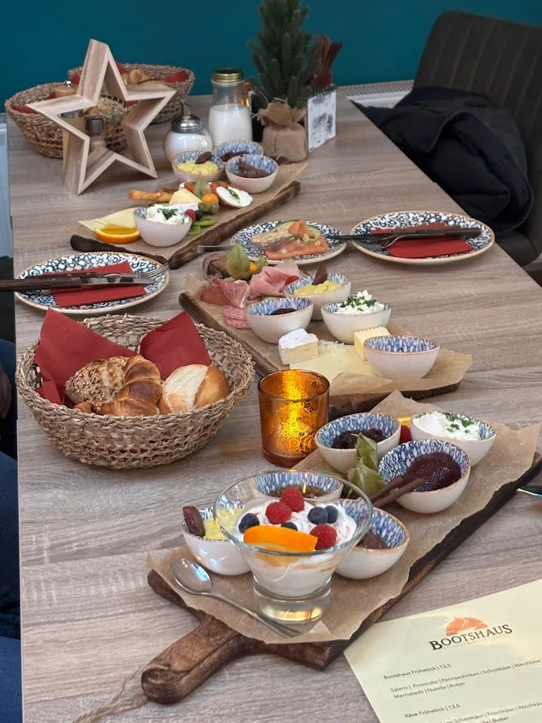 Ferris Aselmeier_Bootshaus Steinhude_Wunstorf_review