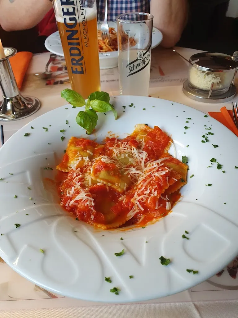 Ristorante Averna_Wunstorf_slider_image_2